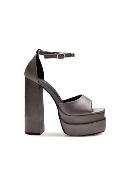 01-3677 High Heel Sandal/