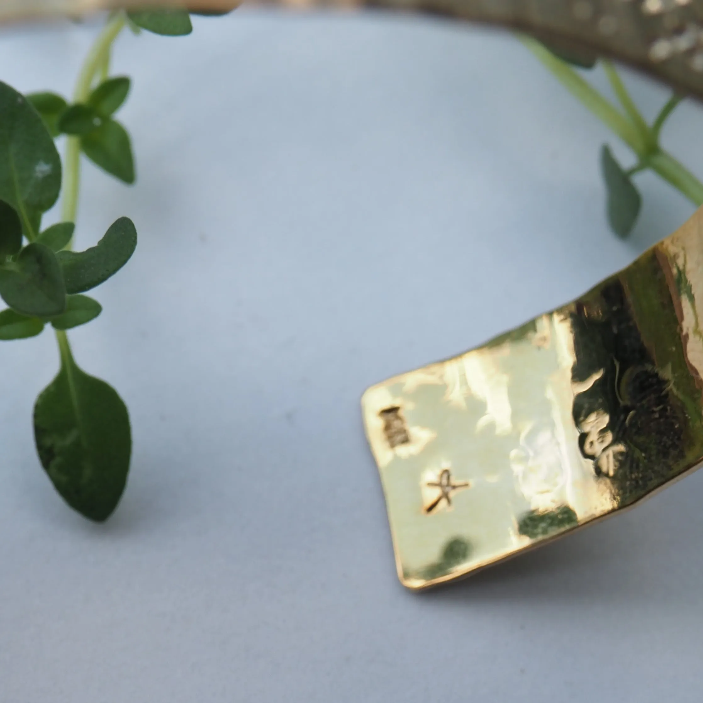 14k Yellow Gold Stardust Cuff Bracelet