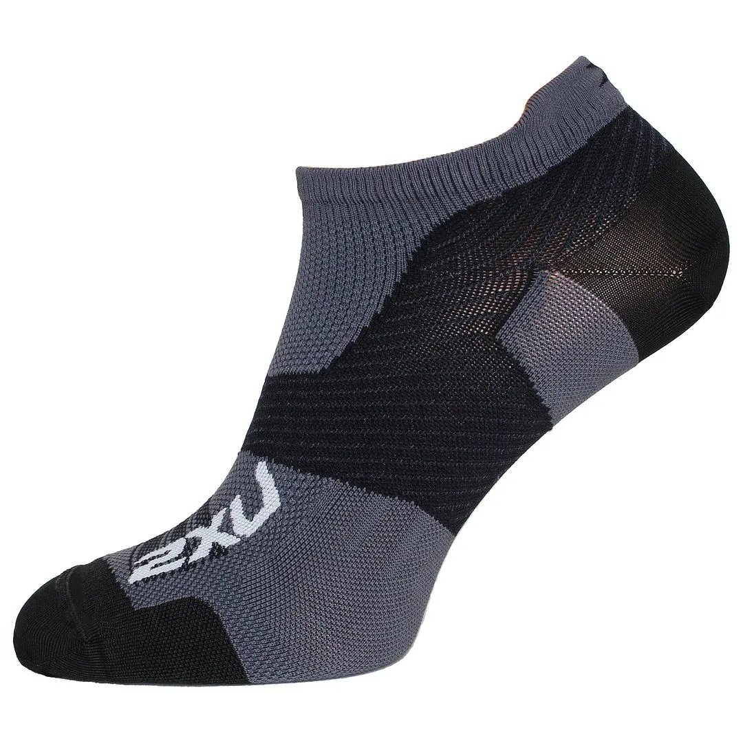 2XU Ultralight Titanium/Black No Show Socks