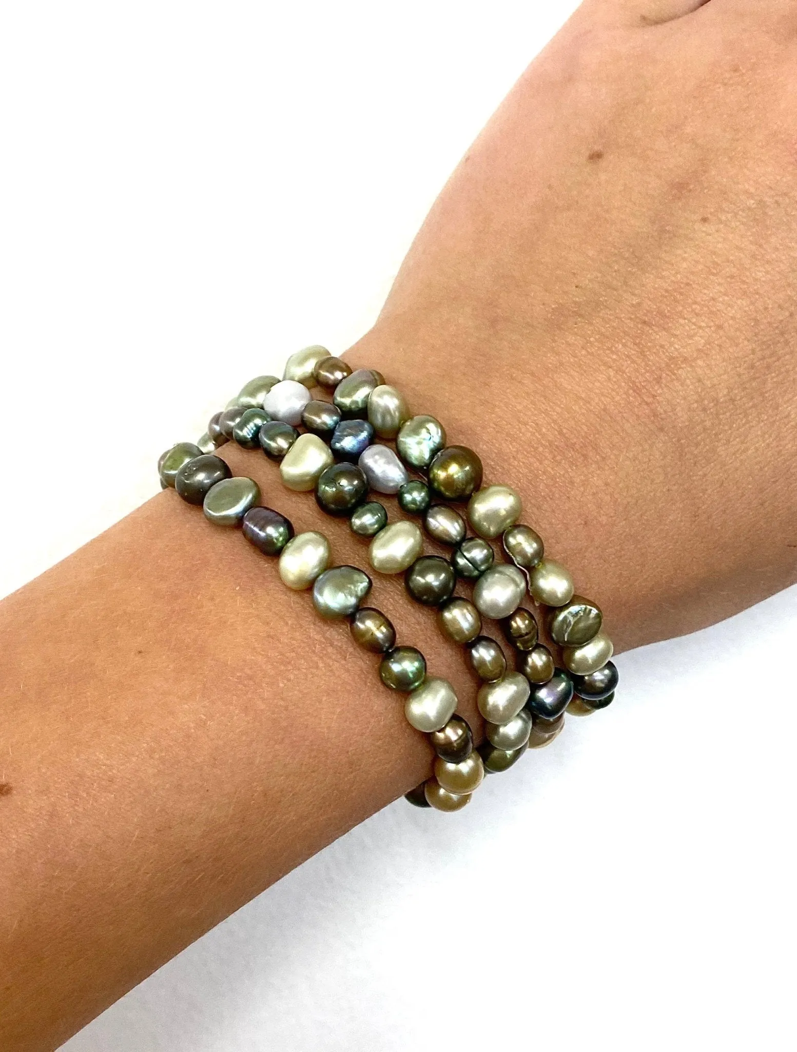 Akhdar Pearl Bracelets