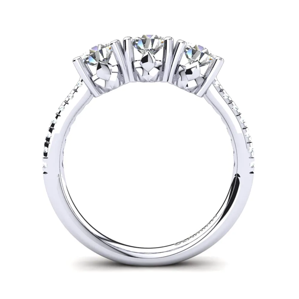 Aluz engagement ring