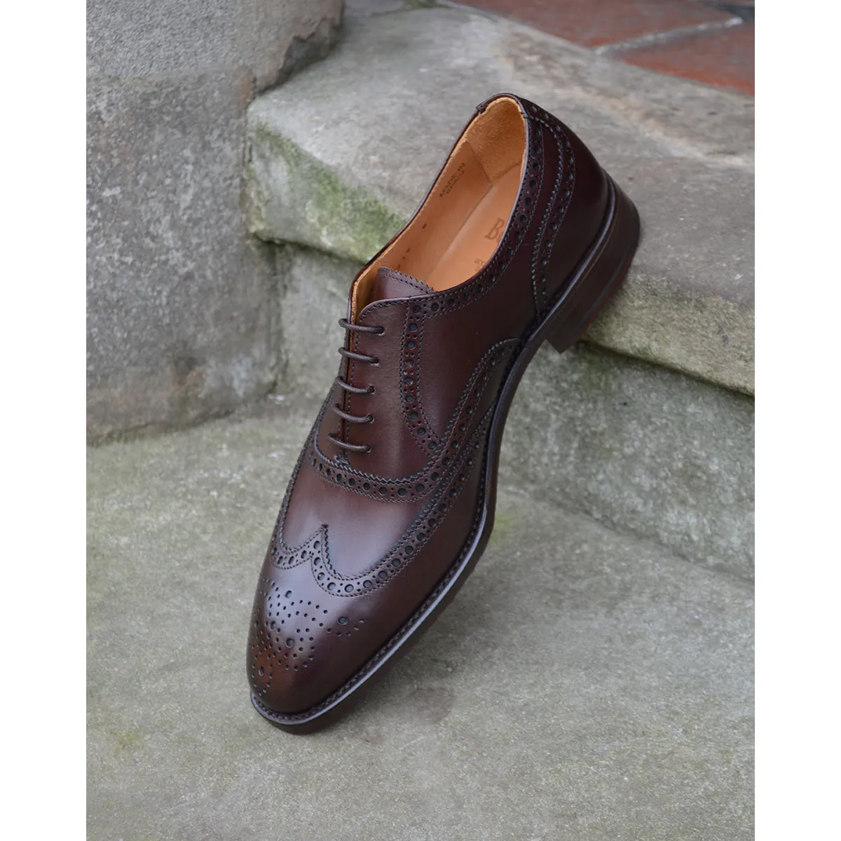 Berwick 1707 Brogue (5215) - Moka