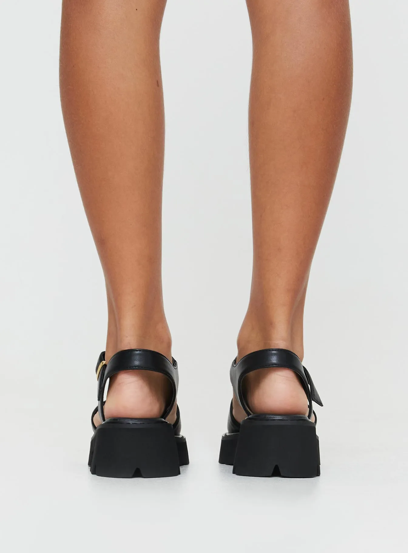 Black Sandals - Shelbey