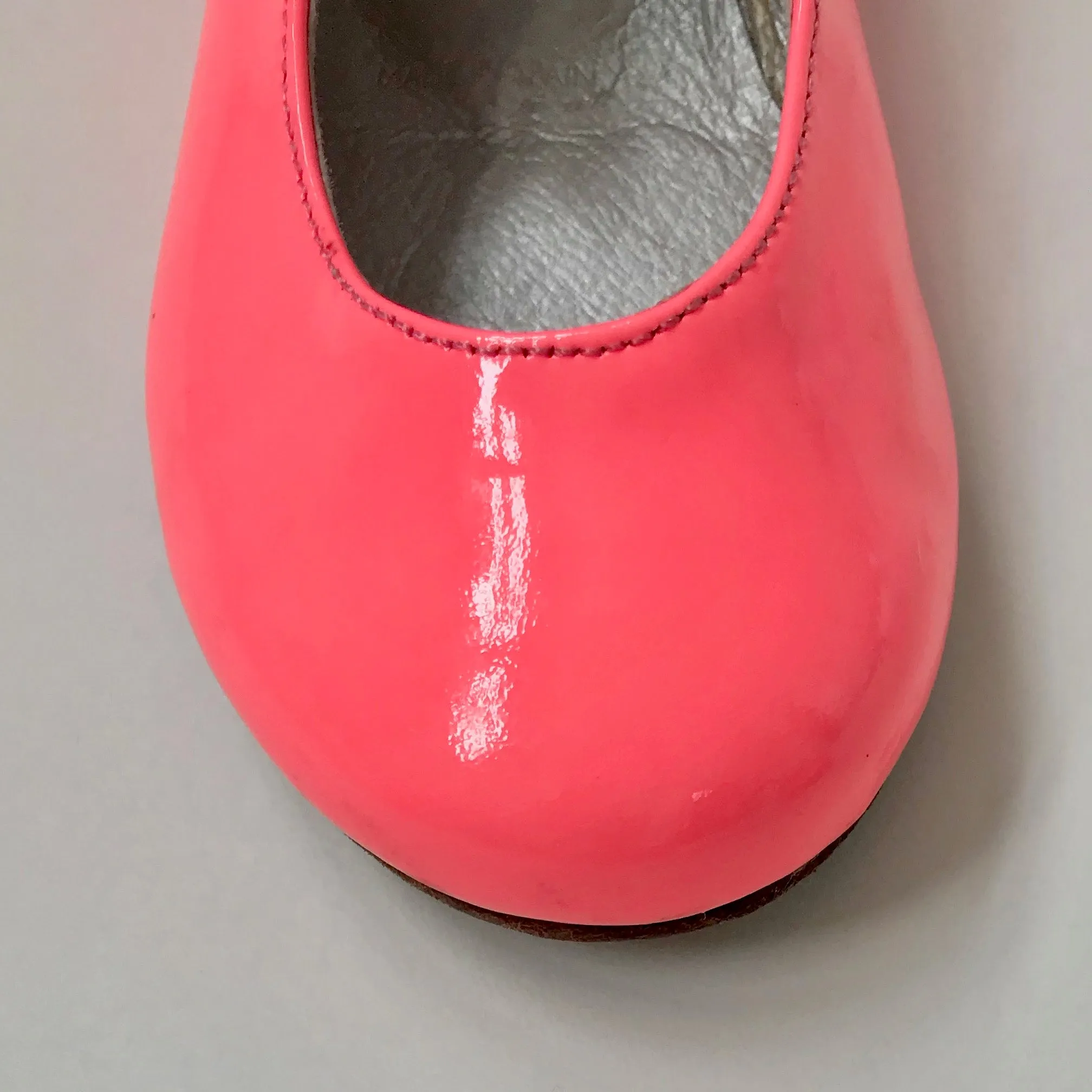 Bonpoint Neon Pink Patent Mary Jane Shoes Size 27