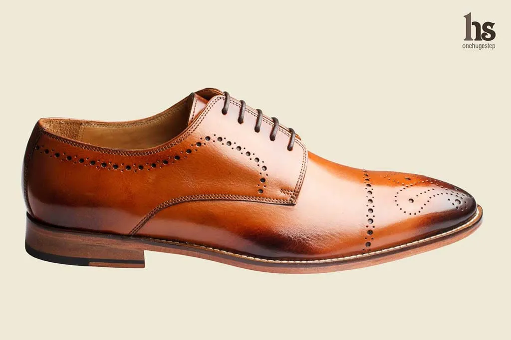 Brogue Derby Medallion Tan