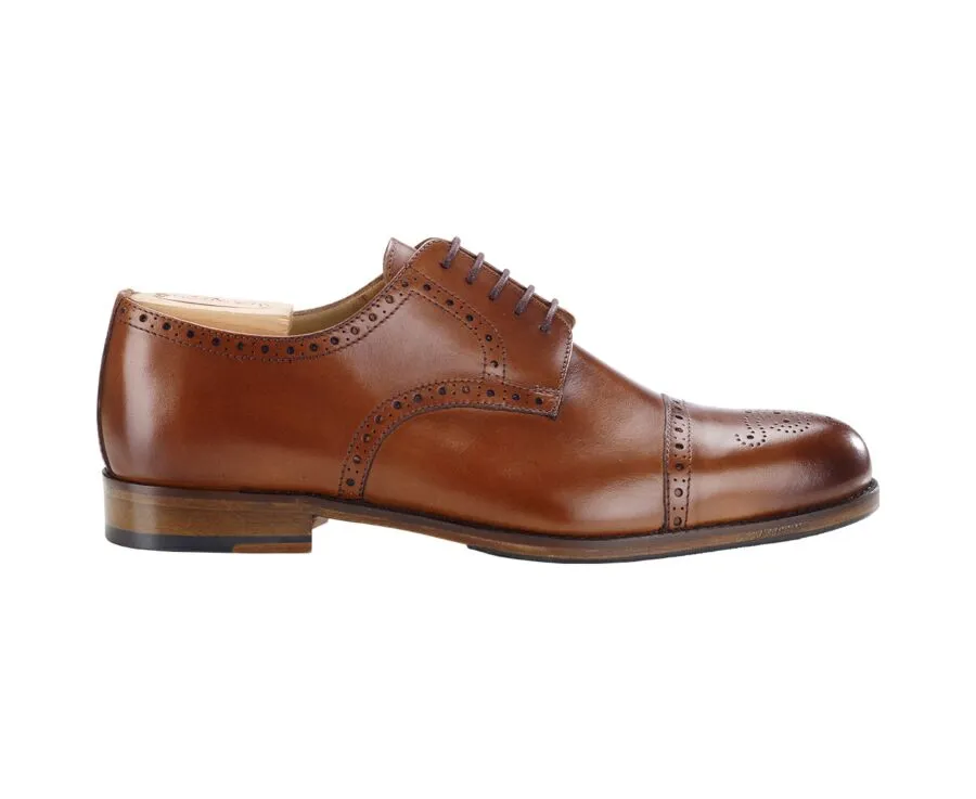 Chocolate Derby Shoes with Leather Outsole and Rubber Pad in BALDERTON PATIN