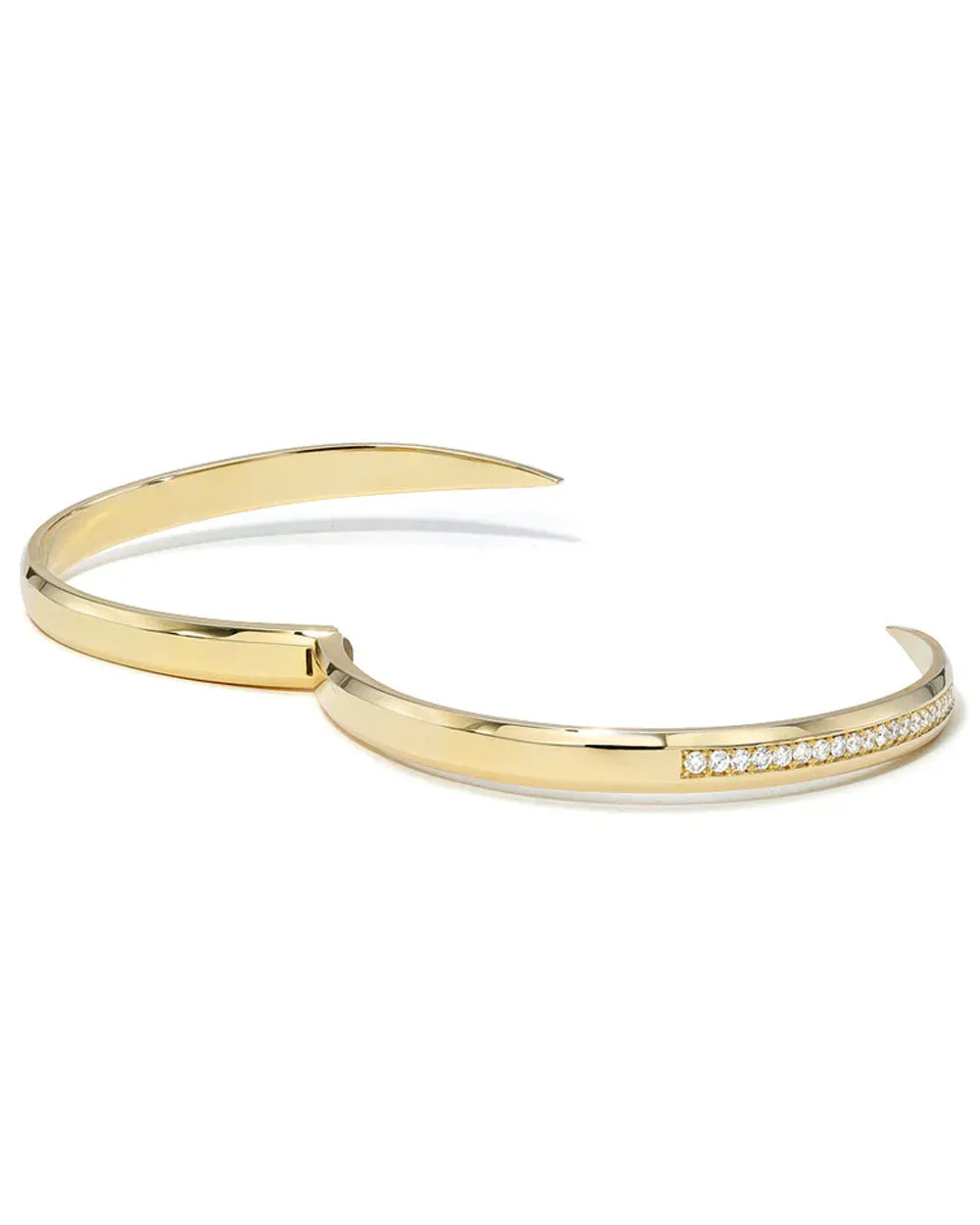 Diamond Claw Bracelet: Sparkling Jewelry for a Bold Statement