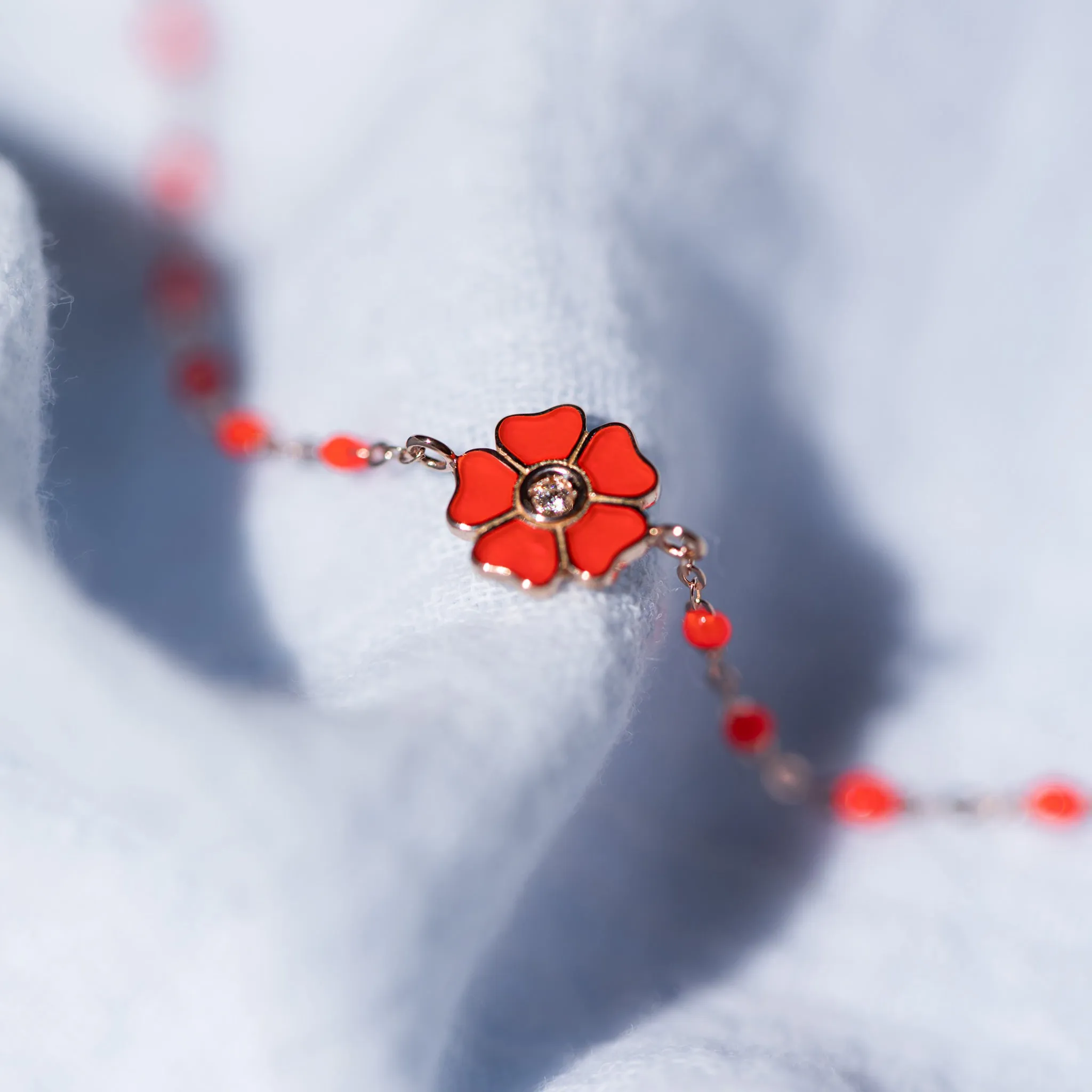 Flower Classic Gigi Coral Bracelet - Yellow Gold, 6.7