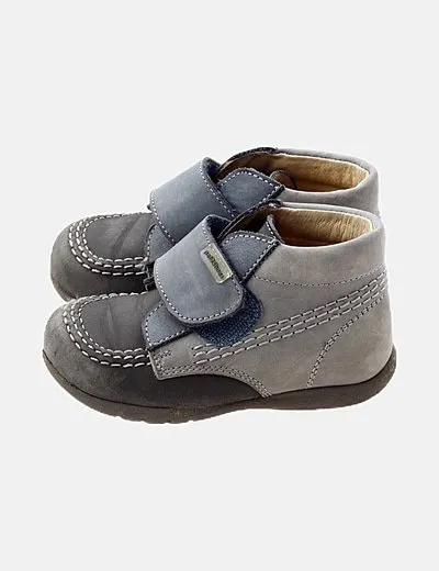 Gray combined shoe