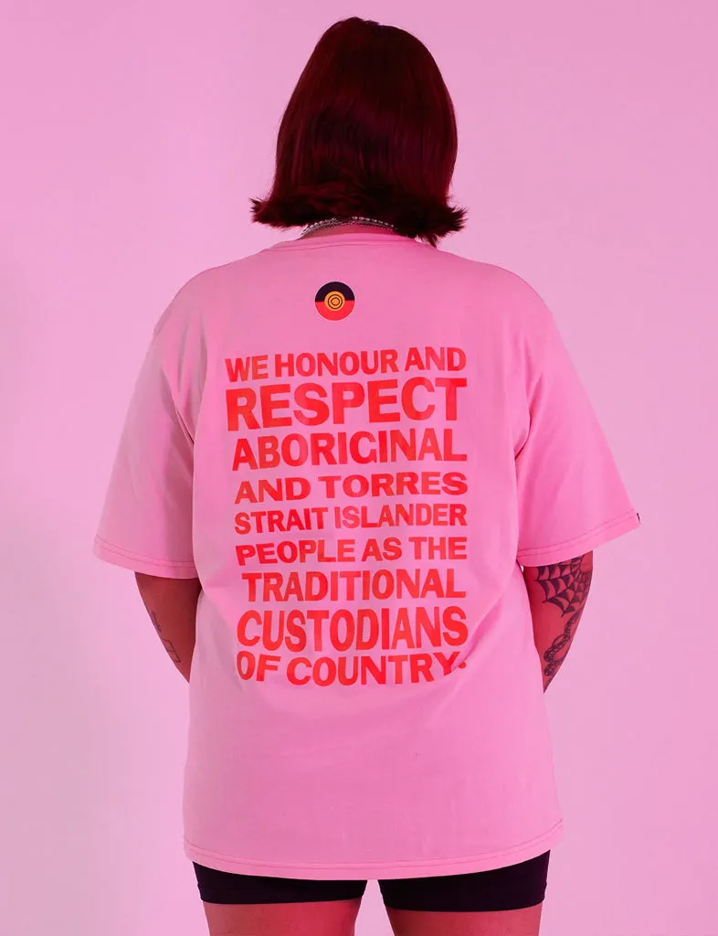 HONOURING COUNTRY TEE - PINK