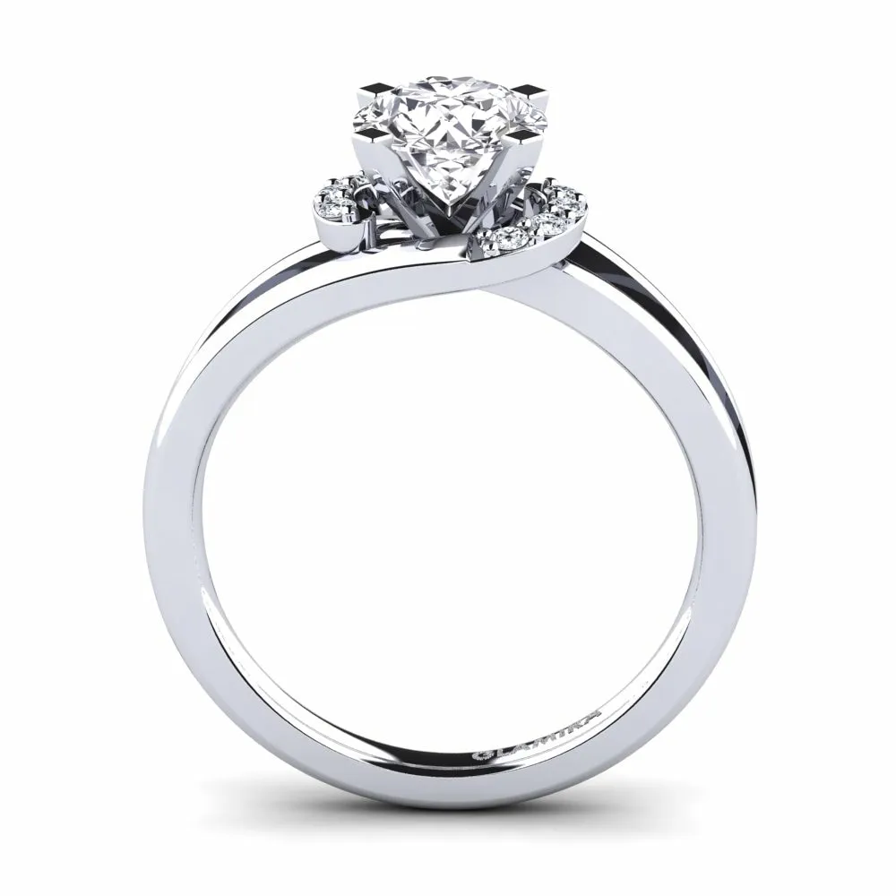 Kylie engagement ring 1.0 carat