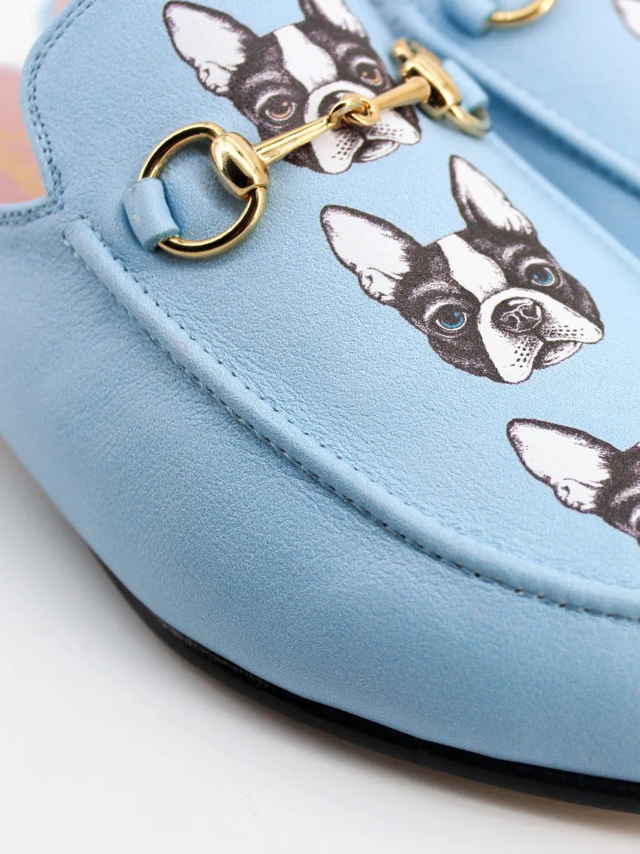 Mules Venecia Bulldog piel color celeste