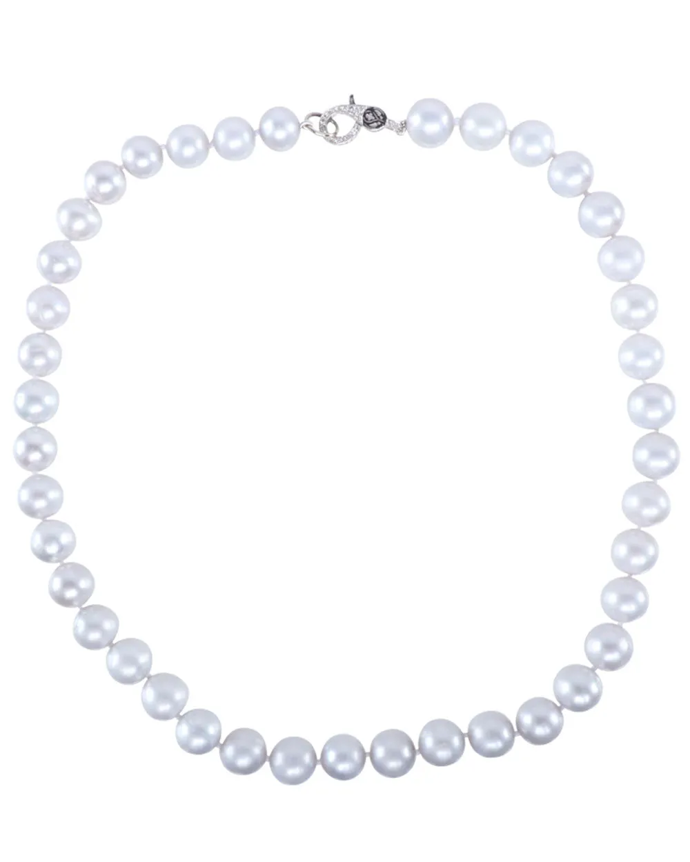 Pearl and Diamond Necklace: Exquisite Jewelry Piece