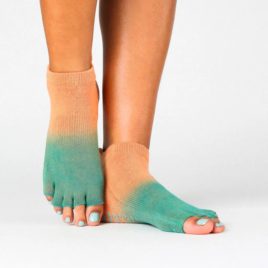 Pointe Studio Cameron Toe-less Grip Sock - Shop Now!