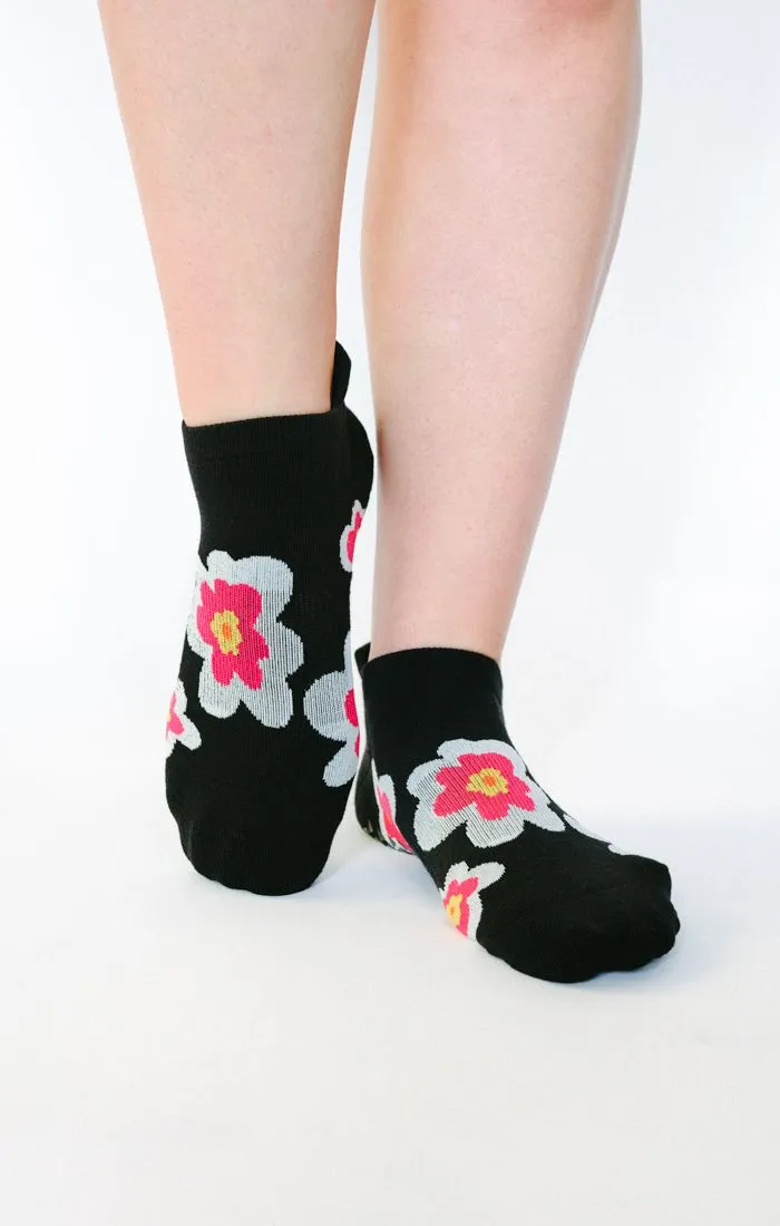 Pointe Studio Posy Grip Socks