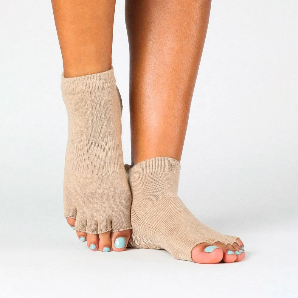 Pointe Studio Toeless Grip Sock - Basal - Results: [Link to relevant product page]