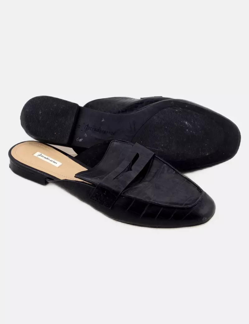 Popular Stradivarius Mules available online for purchase