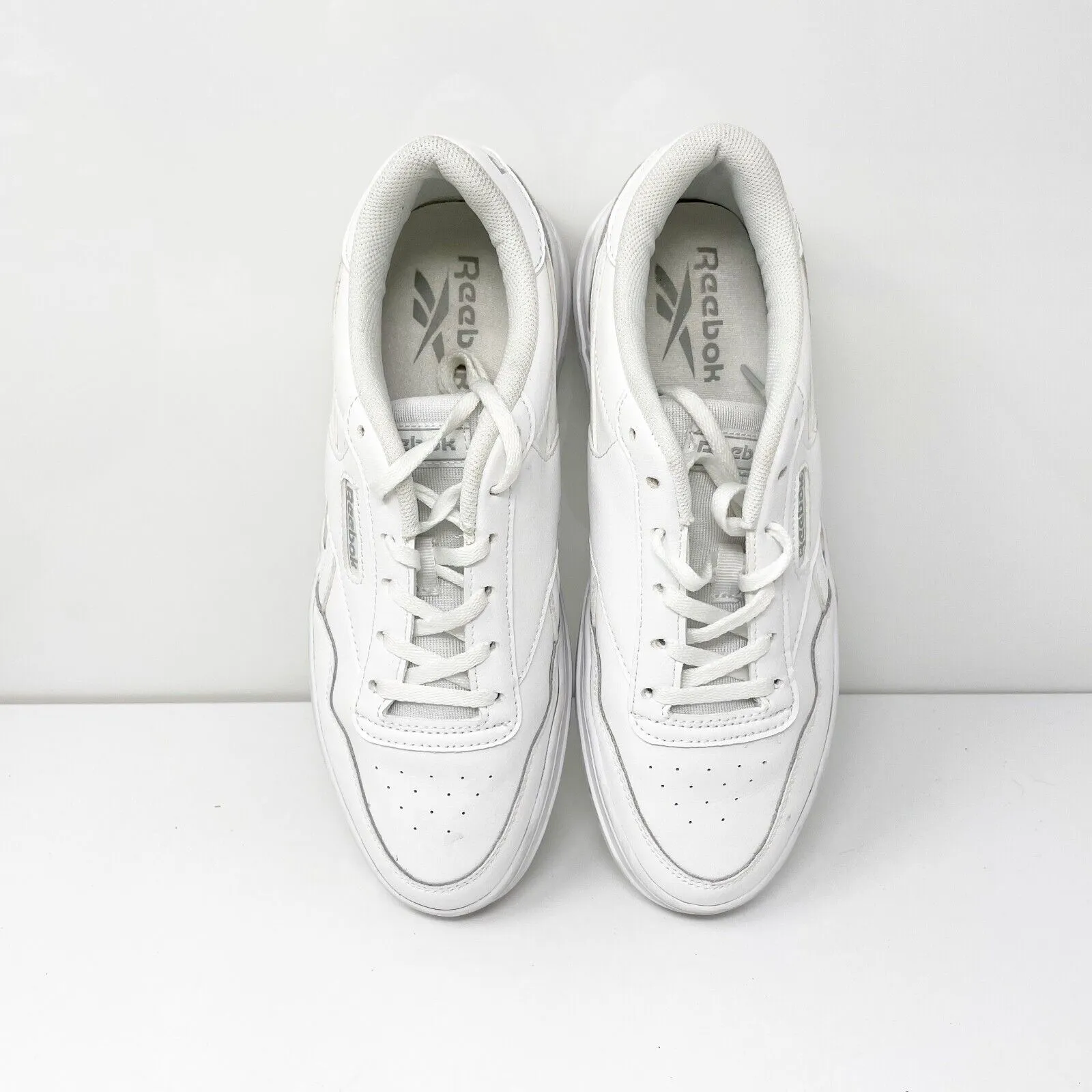 Reebok Womens Classic AR30149 White Casual Shoes Sneakers Size 7.5