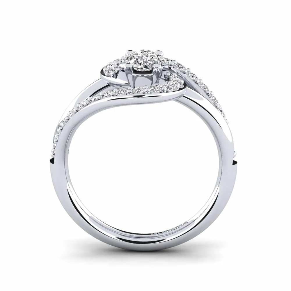 Reine engagement ring