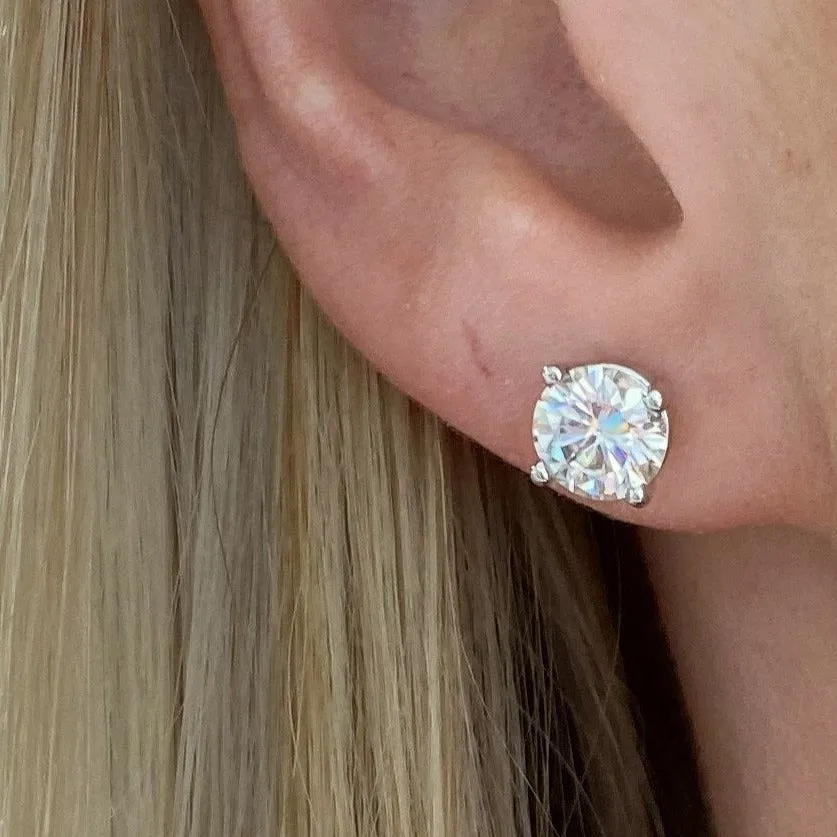 Roset 14K Gold Martini Moissanite Earrings