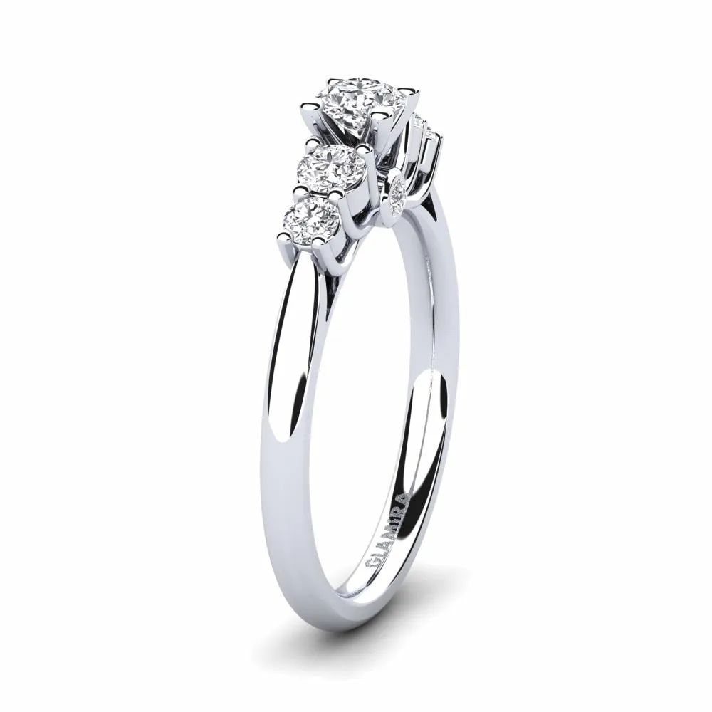 Sadie engagement ring 0.25 carats