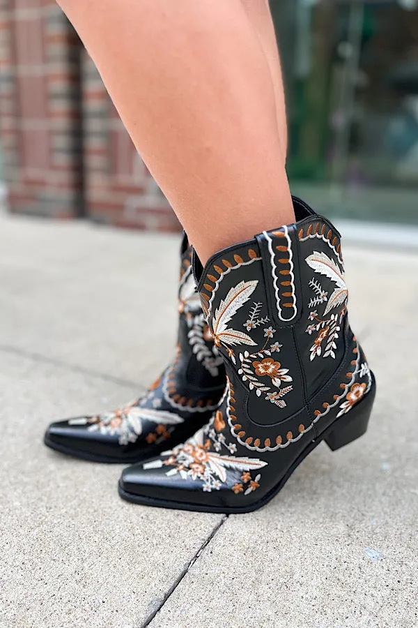 Shania Black Western Boots