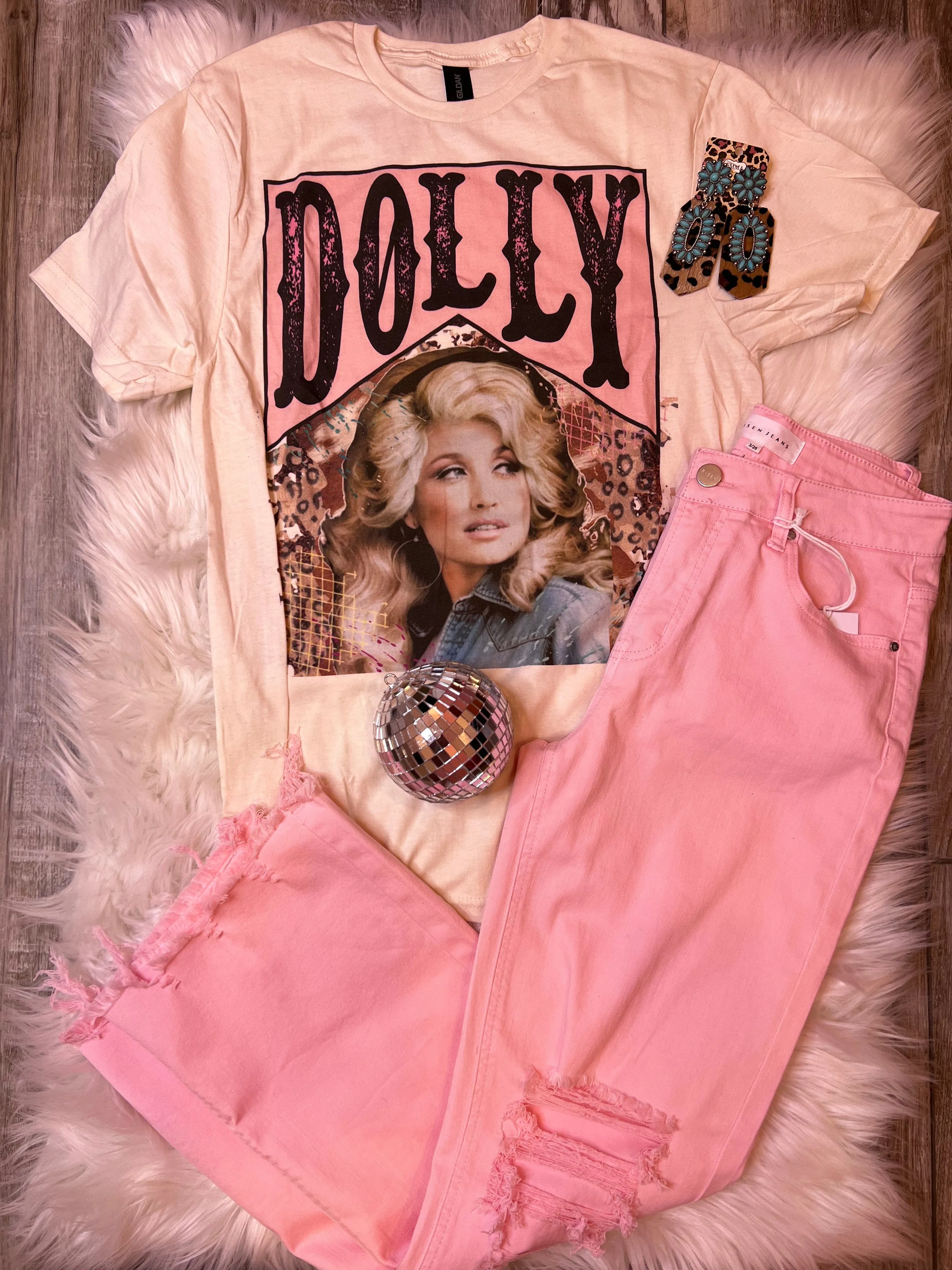 The Dolly Tee - Affordable and Stylish Women's T-shirts for Every Occasion