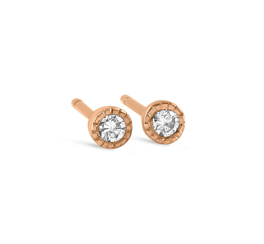 Tiny Stud Earrings Solitaire