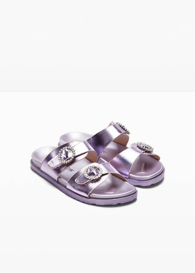 Violeta mules.