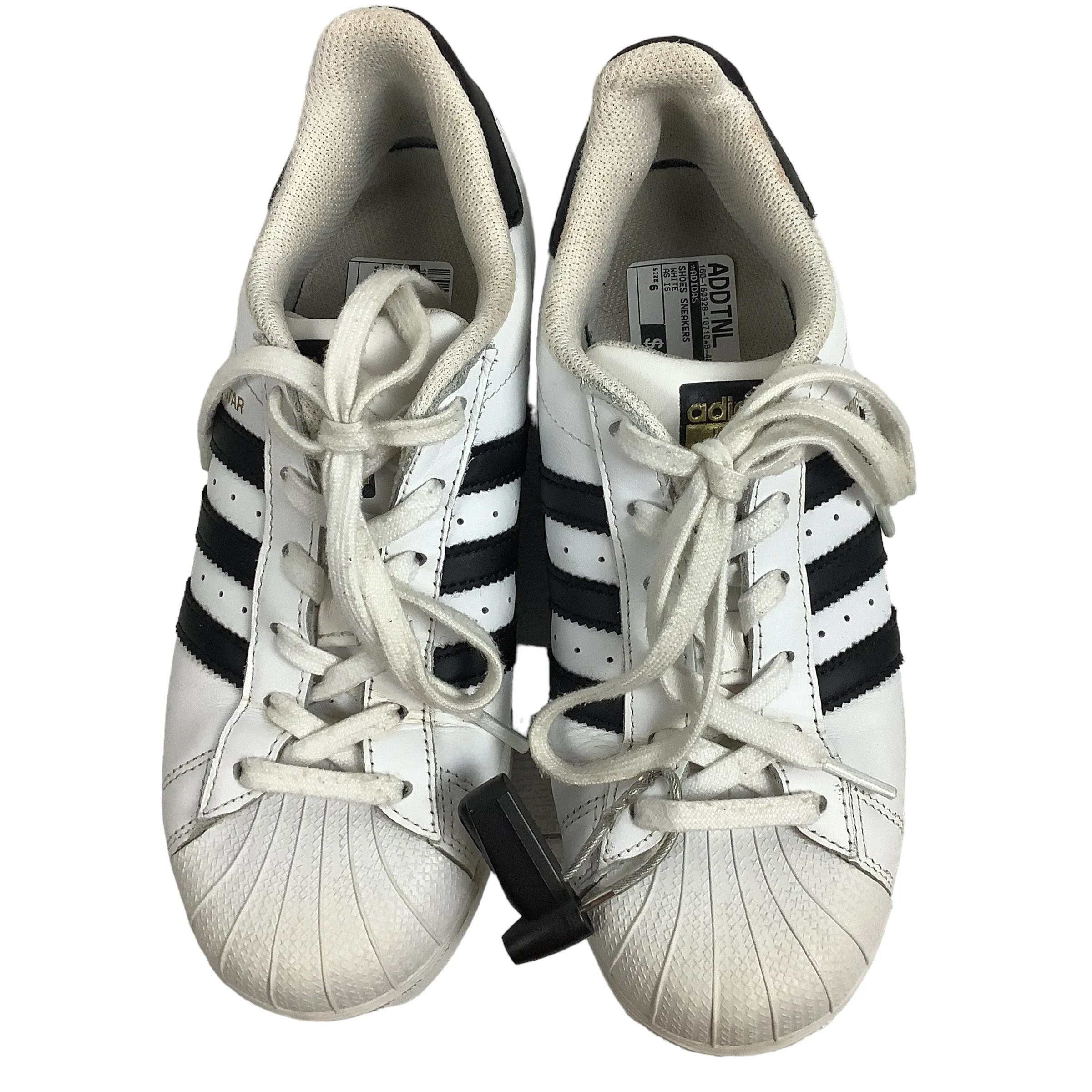 White Adidas sneakers, size 6