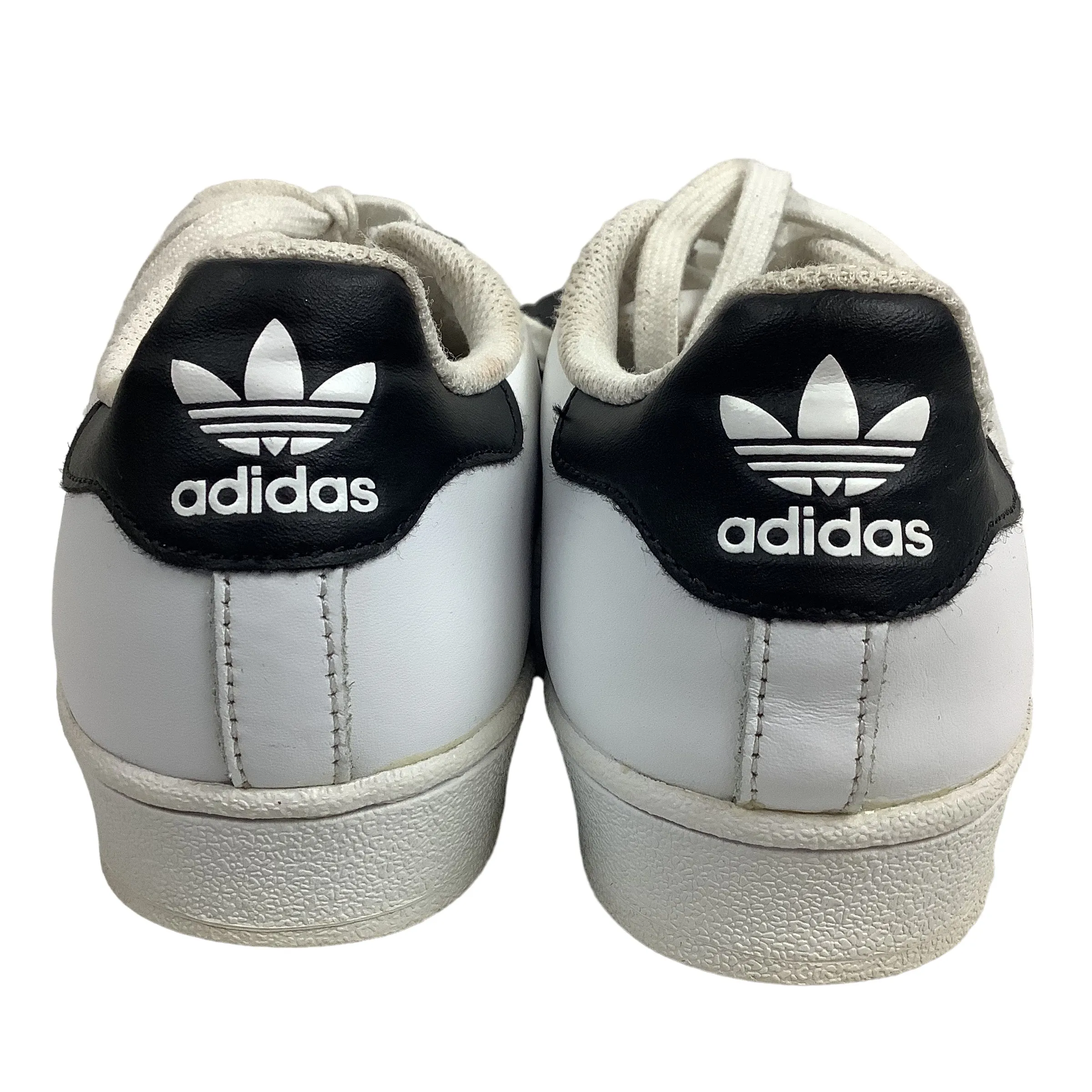 White Adidas sneakers, size 6